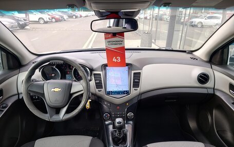 Chevrolet Cruze II, 2012 год, 731 000 рублей, 8 фотография