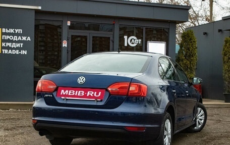 Volkswagen Jetta VI, 2014 год, 1 099 000 рублей, 3 фотография