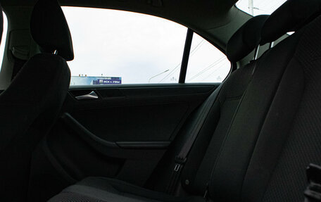 Volkswagen Jetta VI, 2014 год, 1 099 000 рублей, 10 фотография