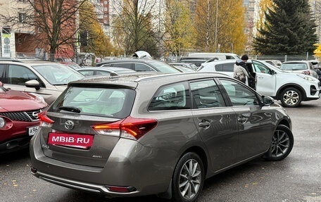 Toyota Auris II, 2017 год, 1 299 000 рублей, 3 фотография