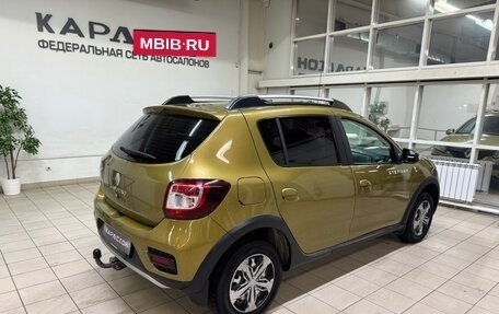 Renault Sandero II рестайлинг, 2015 год, 880 000 рублей, 3 фотография