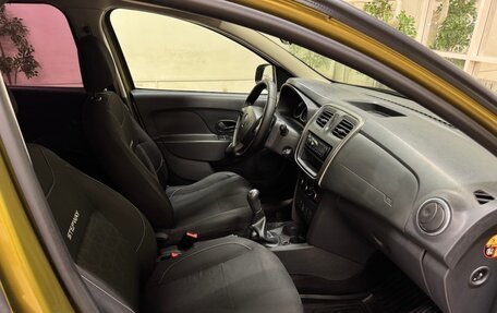 Renault Sandero II рестайлинг, 2015 год, 880 000 рублей, 10 фотография