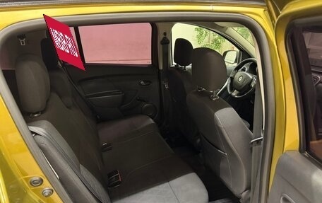 Renault Sandero II рестайлинг, 2015 год, 880 000 рублей, 11 фотография