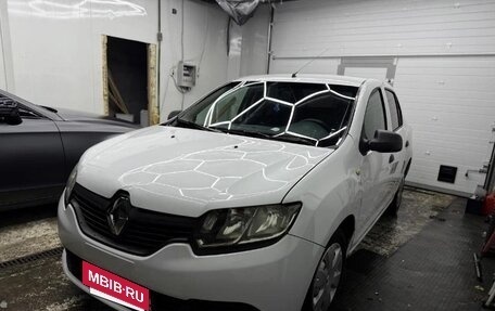 Renault Logan II, 2019 год, 447 000 рублей, 4 фотография