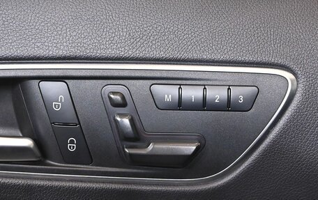 Mercedes-Benz GLA, 2016 год, 2 200 000 рублей, 17 фотография