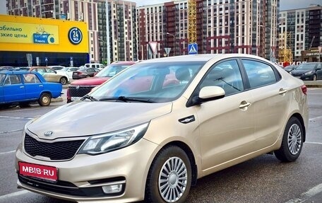 KIA Rio III рестайлинг, 2015 год, 830 000 рублей, 1 фотография