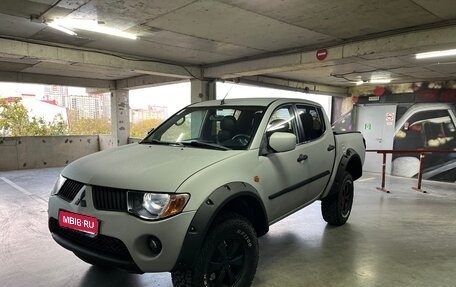 Mitsubishi L200 IV рестайлинг, 2007 год, 1 400 000 рублей, 1 фотография
