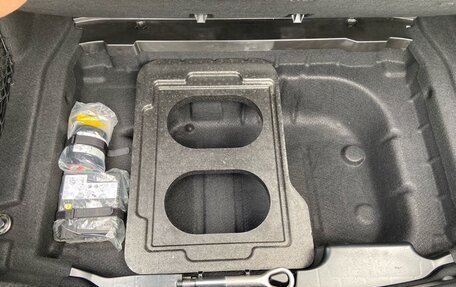 Mercedes-Benz E-Класс, 2019 год, 3 240 000 рублей, 14 фотография