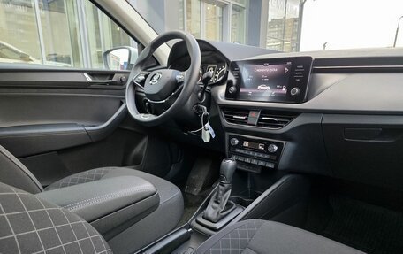 Skoda Rapid II, 2021 год, 1 879 000 рублей, 12 фотография