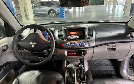Mitsubishi L200 IV рестайлинг, 2007 год, 1 400 000 рублей, 8 фотография