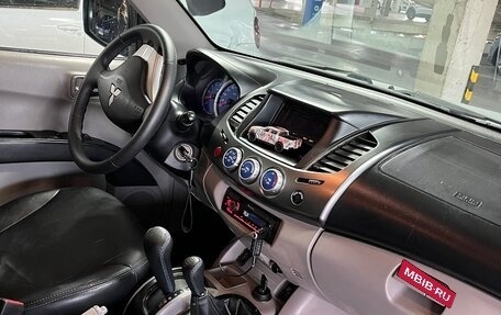 Mitsubishi L200 IV рестайлинг, 2007 год, 1 400 000 рублей, 6 фотография