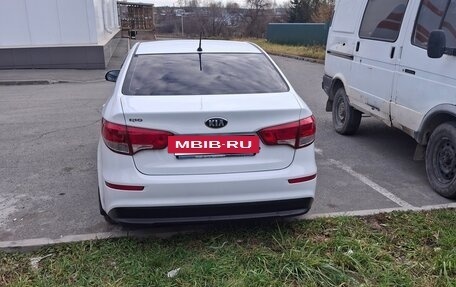 KIA Rio III рестайлинг, 2015 год, 5 фотография