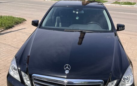 Mercedes-Benz E-Класс, 2012 год, 1 980 000 рублей, 1 фотография