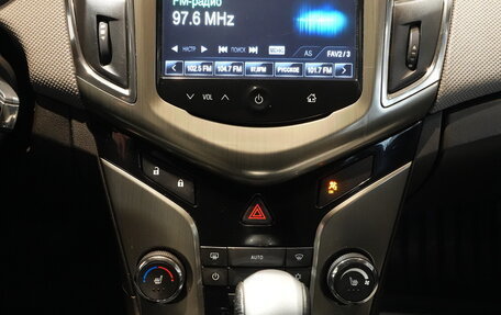 Chevrolet Cruze II, 2014 год, 970 000 рублей, 7 фотография