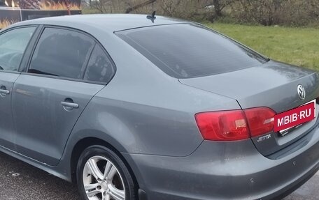 Volkswagen Jetta VI, 2012 год, 700 000 рублей, 4 фотография