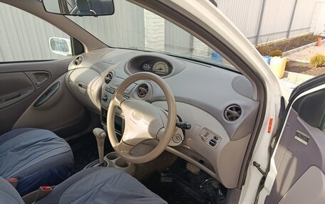 Toyota Platz, 2000 год, 230 000 рублей, 4 фотография