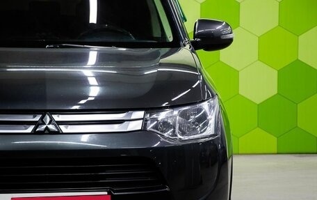 Mitsubishi Outlander III рестайлинг 3, 2014 год, 1 550 000 рублей, 10 фотография