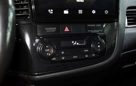 Mitsubishi Outlander III рестайлинг 3, 2014 год, 1 550 000 рублей, 20 фотография