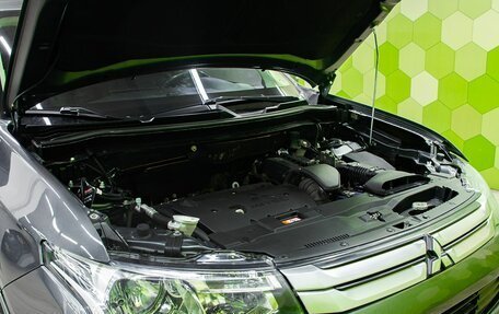 Mitsubishi Outlander III рестайлинг 3, 2014 год, 1 550 000 рублей, 22 фотография