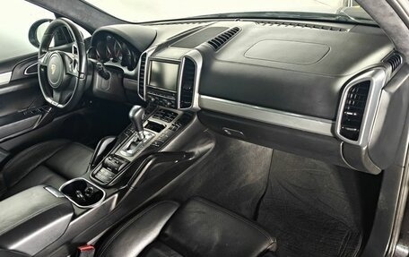 Porsche Cayenne III, 2010 год, 2 247 000 рублей, 10 фотография