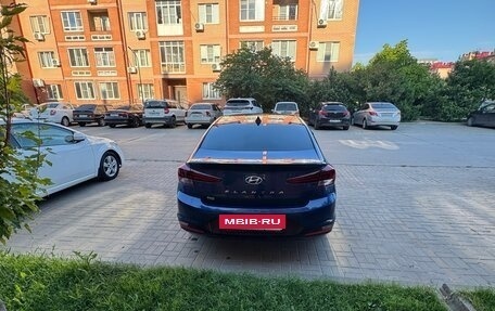 Hyundai Elantra VI рестайлинг, 2018 год, 1 750 000 рублей, 3 фотография