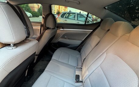 Hyundai Elantra VI рестайлинг, 2018 год, 1 750 000 рублей, 7 фотография