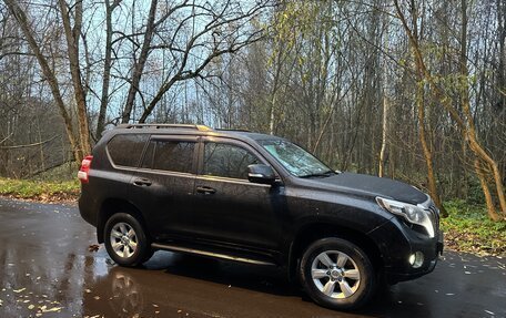 Toyota Land Cruiser Prado 150 рестайлинг 2, 2016 год, 3 599 999 рублей, 2 фотография
