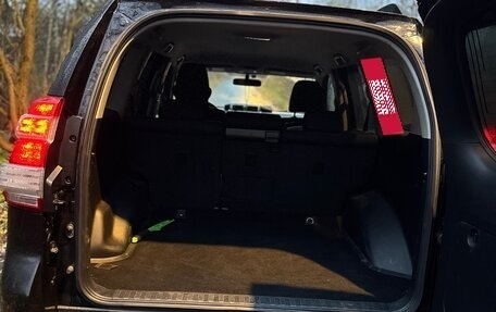 Toyota Land Cruiser Prado 150 рестайлинг 2, 2016 год, 3 599 999 рублей, 4 фотография