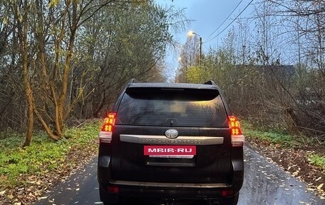 Toyota Land Cruiser Prado 150 рестайлинг 2, 2016 год, 3 599 999 рублей, 6 фотография