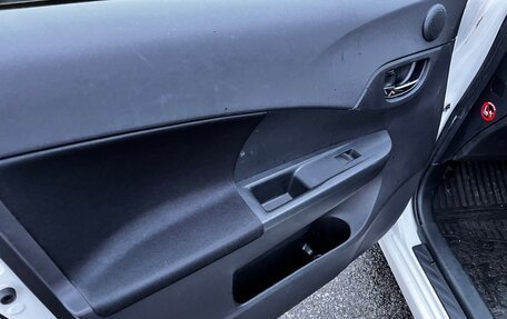 Toyota Ractis II, 2012 год, 1 100 000 рублей, 9 фотография