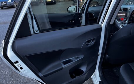 Toyota Ractis II, 2012 год, 1 100 000 рублей, 10 фотография