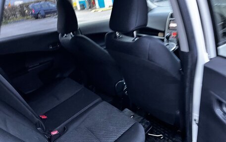 Toyota Ractis II, 2012 год, 1 100 000 рублей, 13 фотография