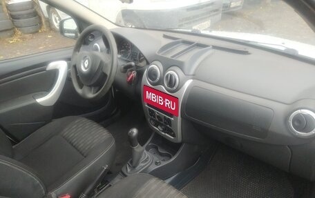 Renault Logan I, 2013 год, 385 000 рублей, 5 фотография