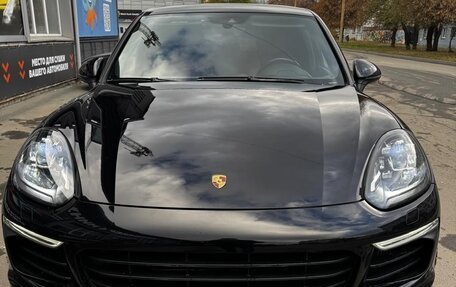 Porsche Cayenne III, 2015 год, 4 700 000 рублей, 2 фотография