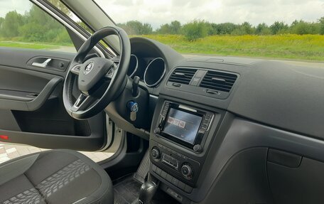 Skoda Yeti I рестайлинг, 2015 год, 1 390 000 рублей, 11 фотография