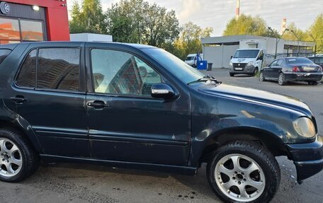 Mercedes-Benz M-Класс, 1998 год, 300 000 рублей, 3 фотография