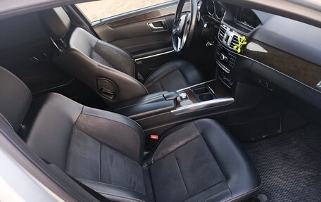 Mercedes-Benz E-Класс, 2013 год, 1 650 000 рублей, 8 фотография