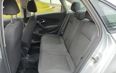 Volkswagen Polo VI (EU Market), 2011 год, 850 000 рублей, 15 фотография