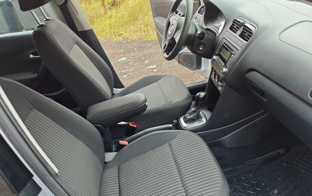 Volkswagen Polo VI (EU Market), 2011 год, 850 000 рублей, 16 фотография