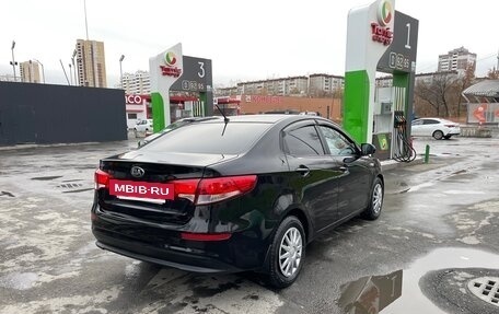 KIA Rio III рестайлинг, 2015 год, 890 000 рублей, 3 фотография