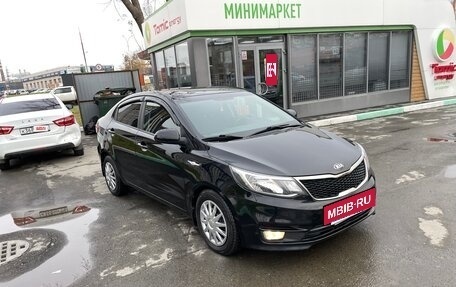 KIA Rio III рестайлинг, 2015 год, 890 000 рублей, 2 фотография