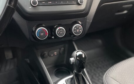 KIA Rio III рестайлинг, 2015 год, 890 000 рублей, 17 фотография