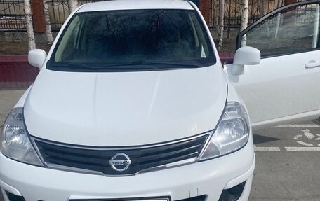 Nissan Tiida, 2013 год, 900 000 рублей, 2 фотография