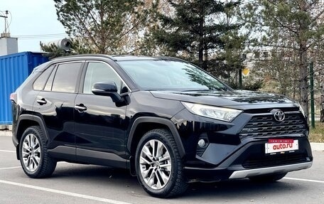 Toyota RAV4, 2020 год, 3 990 000 рублей, 5 фотография