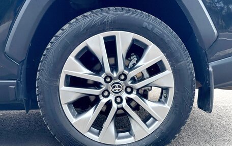 Toyota RAV4, 2020 год, 3 990 000 рублей, 16 фотография