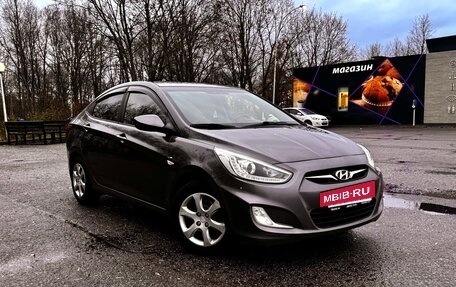 Hyundai Solaris II рестайлинг, 2013 год, 729 000 рублей, 3 фотография