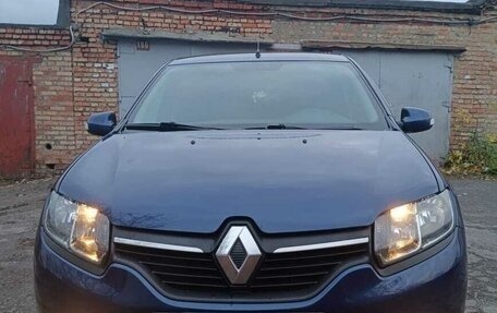 Renault Logan II, 2017 год, 1 100 000 рублей, 1 фотография
