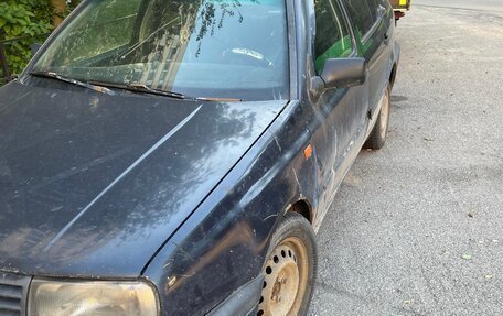 Volkswagen Vento, 1993 год, 90 000 рублей, 2 фотография