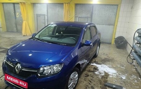 Renault Logan II, 2017 год, 1 100 000 рублей, 4 фотография