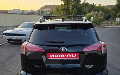 Toyota RAV4, 2017 год, 2 300 000 рублей, 6 фотография